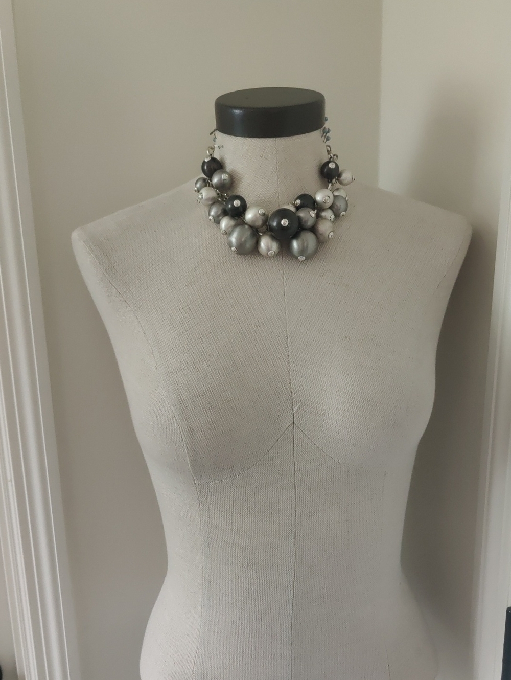 Statement Silver & Black Cluster Chunky Bead Necklace Women Jewelry Vintage Y2K